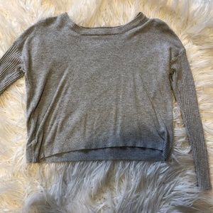 GARAGE Ribbed Cropped Gray Sweater
